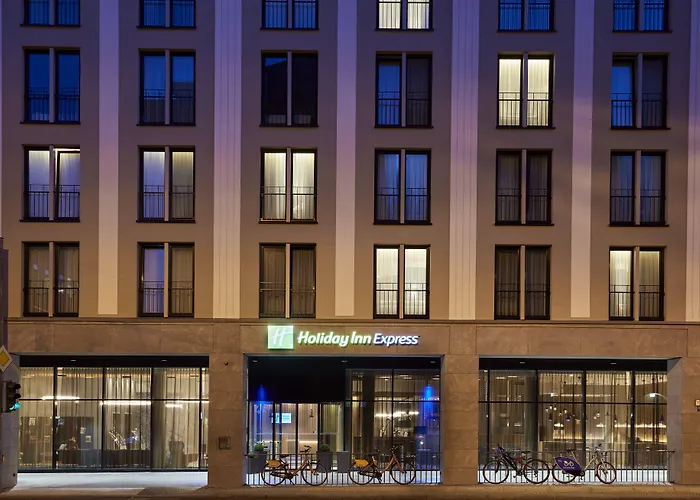 Holiday Inn Express - Berlin - Alexanderplatz By Ihg
